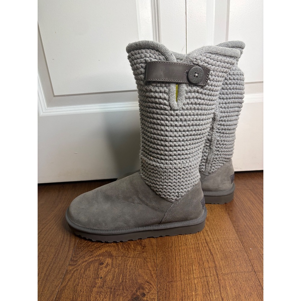 UGG Shaina Gray Tall or Fold Over Boots Brown Button Detail Women's Size 9 NWOT